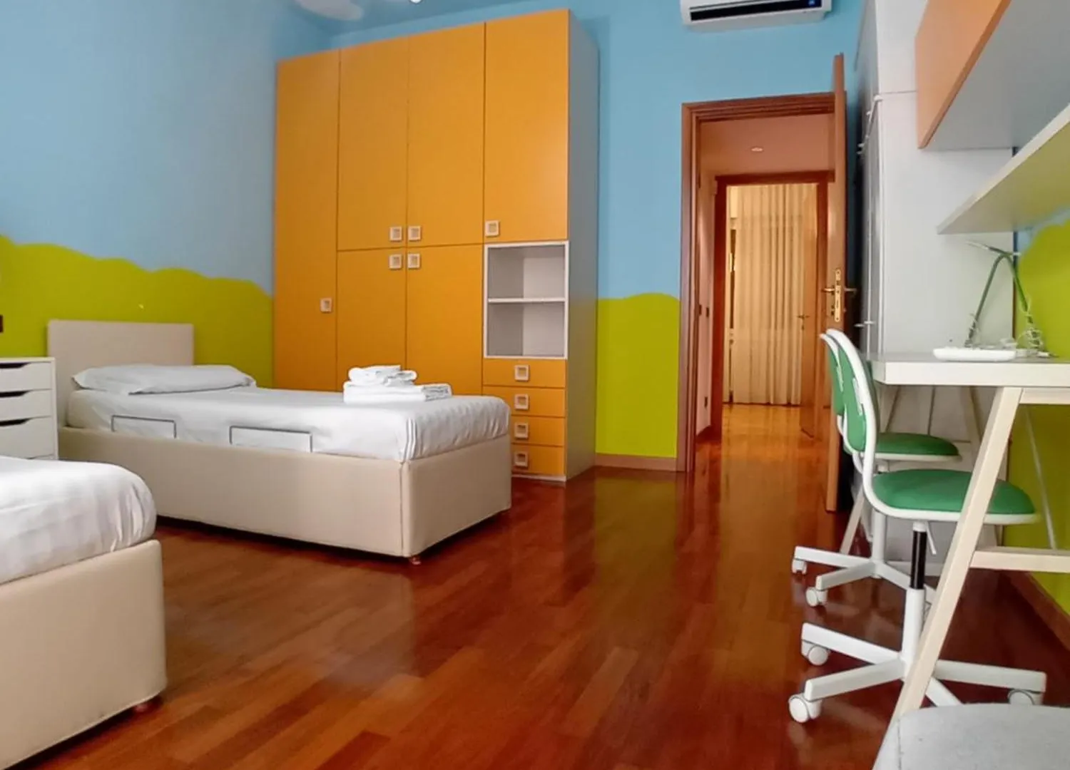 Bnbutler - Stromboli, 22 - Ampio, Luminoso Ed Elegante Milaan